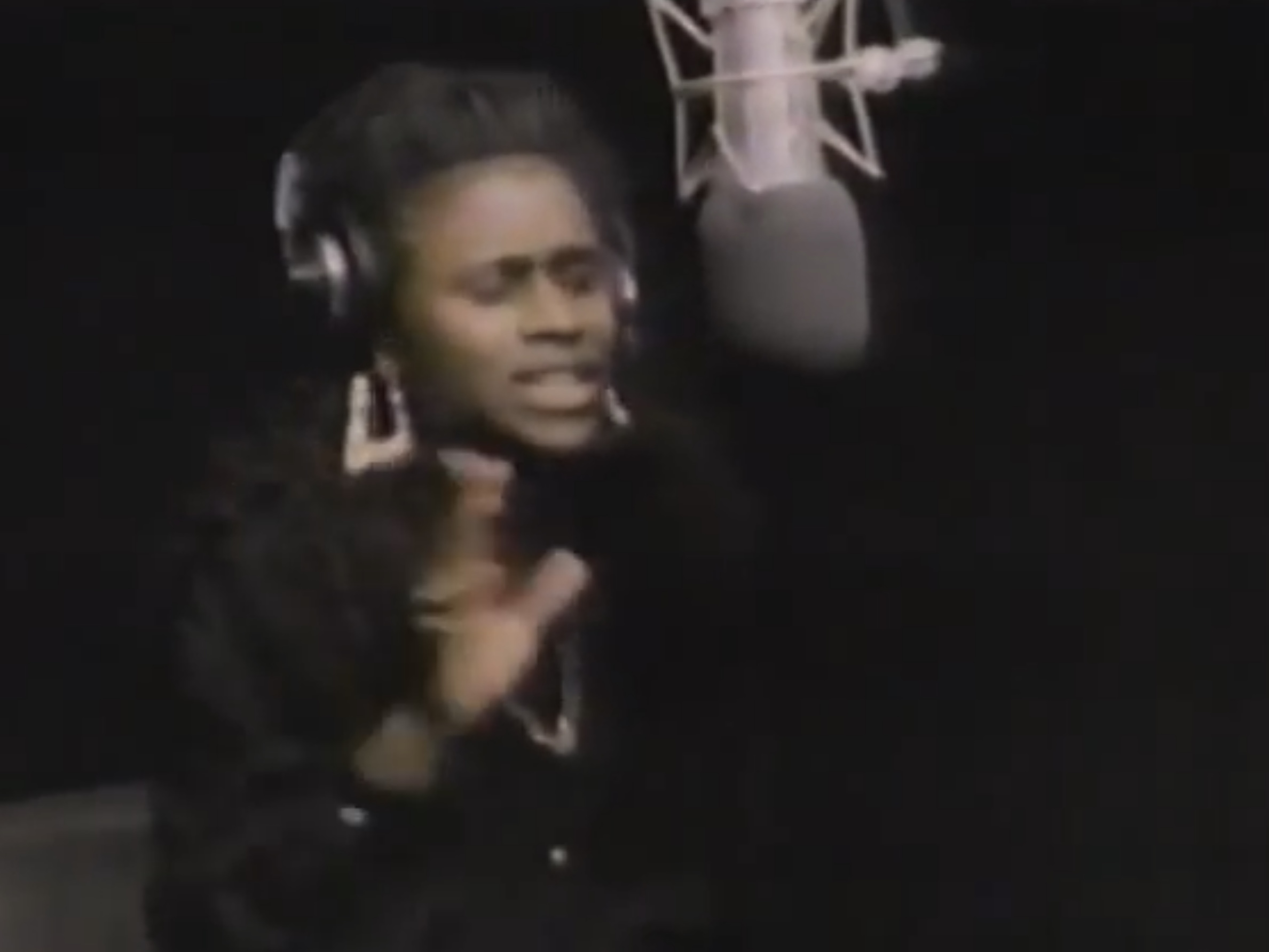 Sweet Tee: On the Smooth Tip